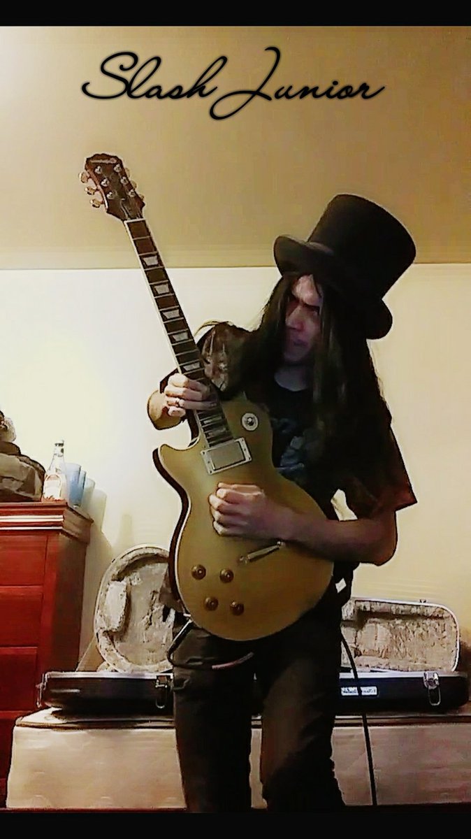 BrianLevinsky's tweet photo. Hey guys new videos coming out soon stay tuned and stay metal \m/ https://t.co/PI7aBLukBr