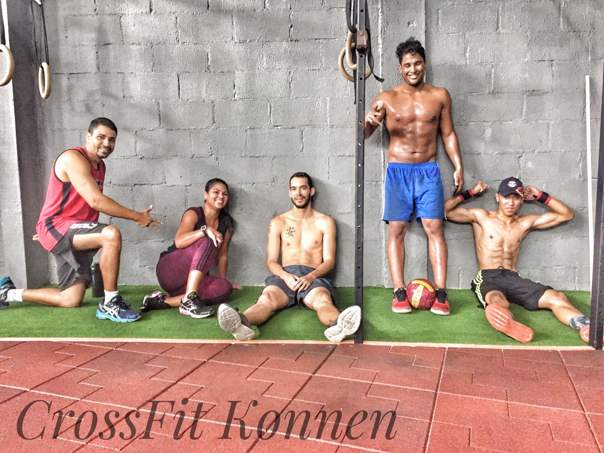 odrope_3's tweet photo. Felicidade da pessoa após aquele treino punk! #CrossFitComunity #CrossFit #Crossfiter #NikeCrossFit #Metcon3 https://t.co/DrKum4rVca