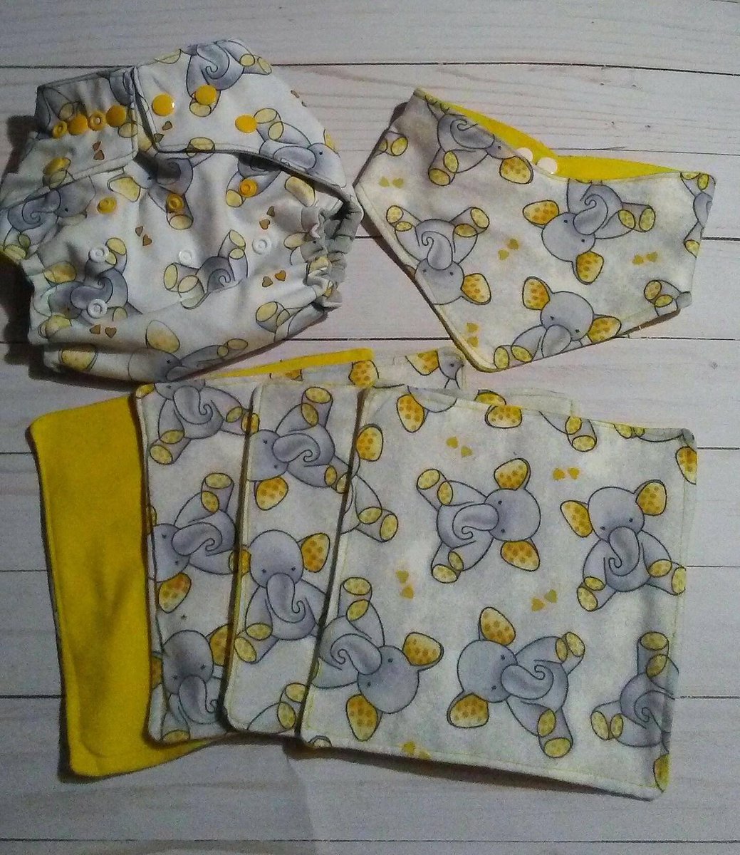 LilBeanDiapers's tweet photo. I love sets. So expect alot of sets from me! This may be one of my favorites so far. Let me know what you think! 
#lilbeandiapers  #ThisMimilovesmatchingsets #clothdiapers #yellow #gray #elephants #babyelephants #cute #clothwipes #bandanabib https://t.co/IWjwFT91AV