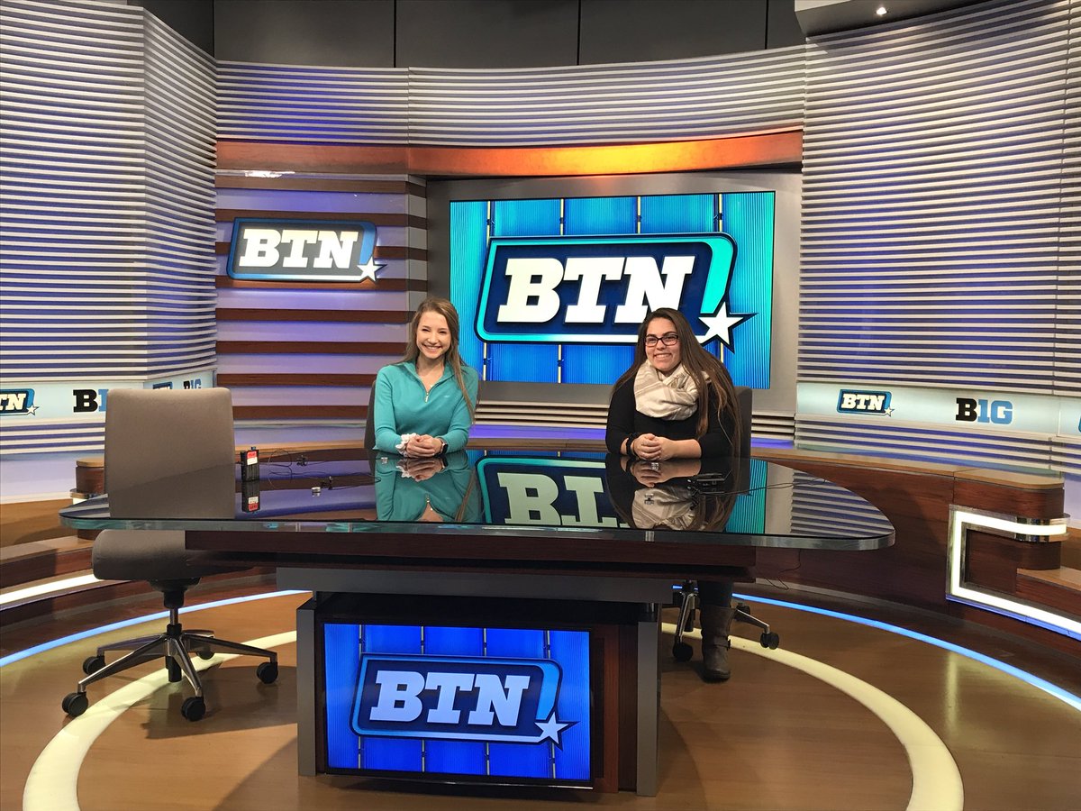 VHHSyearbook's tweet photo. Thank you @BigTenNetwork for welcoming the yearbook and newspaper staffs! We learned so much from this amazing experience!🏀🏈 https://t.co/IMXHZ4hpBi