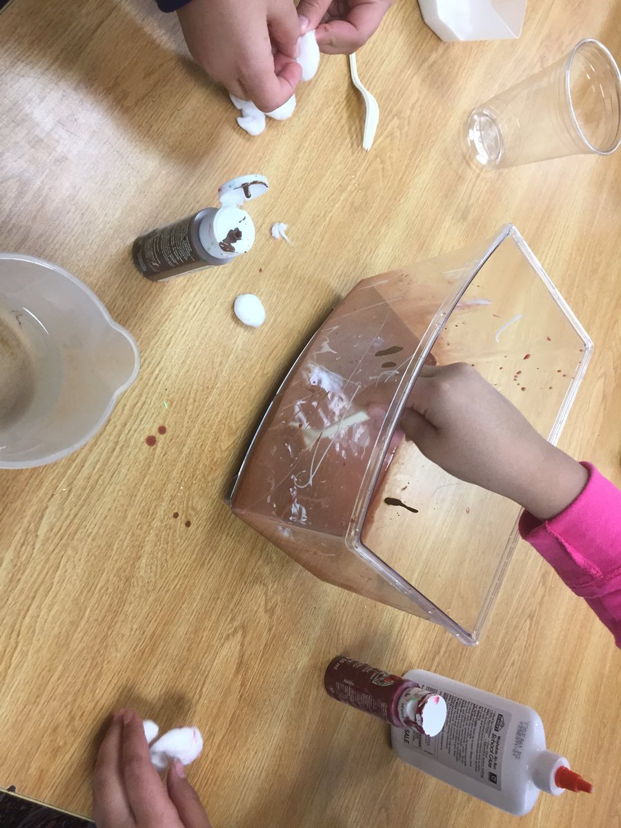 deannateske's tweet photo. After reading the book #fuzzymud by #louissachar we decided to make mud of our own using a #slime recipe. Pro tip: Use acrylic paint instead of food coloring 😉 @ParteeES https://t.co/B7a91CkM7U
