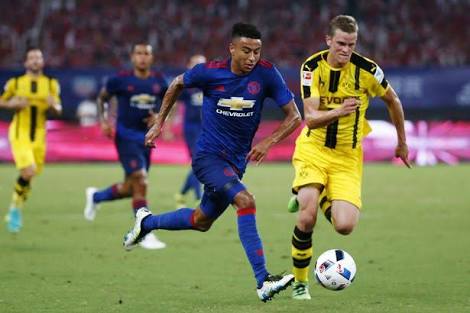 PsvEbl's tweet photo. DEPOIS DE UM JOGO IMPECÁVEL SAIMOS VITORIOSOS DE CAMPO!!! GOLS DE RASHFORD, ĆERNY E FELIPE VIZEU https://t.co/GXVYmKVNHd