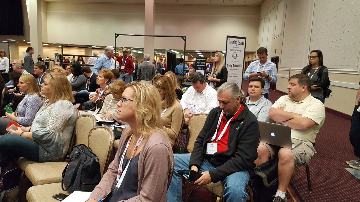EventcorpNA's tweet photo. Thanks to everyone who attended our workshop "Data, Analytics & Your Fair" led by our CEO @oms604 & our Technical Advisor @zaheerav ππ»πππͺ #IAFE2017 https://t.co/we7VJvu3M9