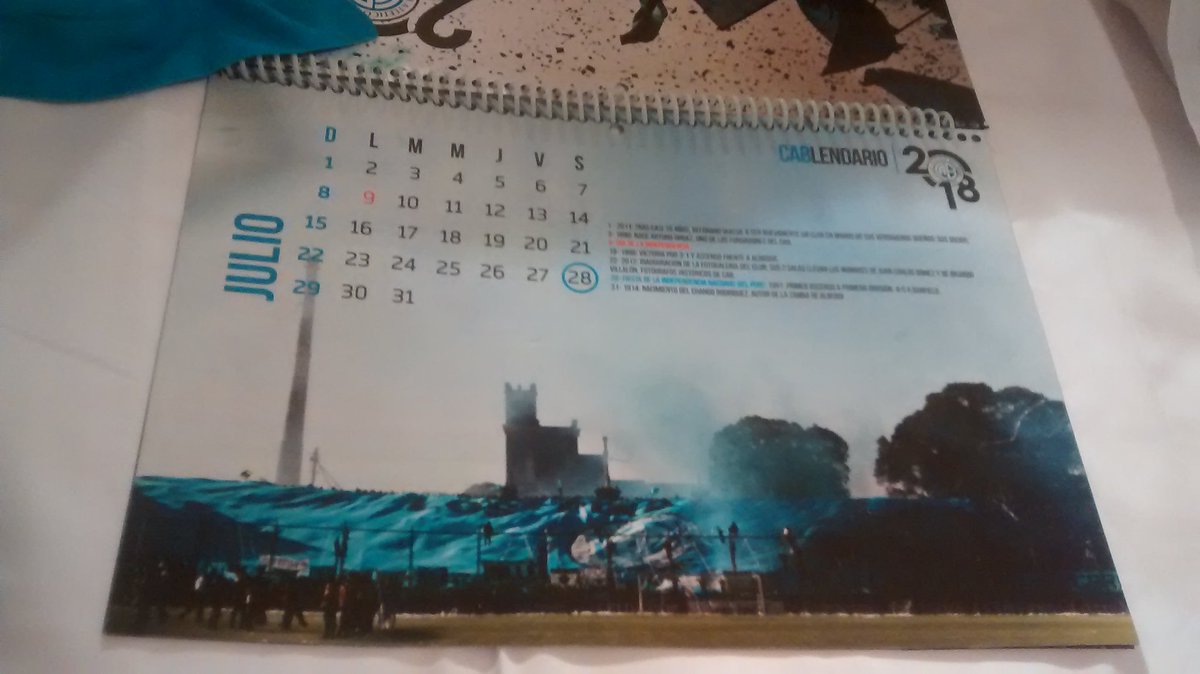 BiblioteCAB26J's tweet photo. Recién salido de imprenta el @CABlendario 2018! Lo vas a poder conseguir el viernes en #NocheMuseosCba en el Gigante https://t.co/zzdH36pZGA