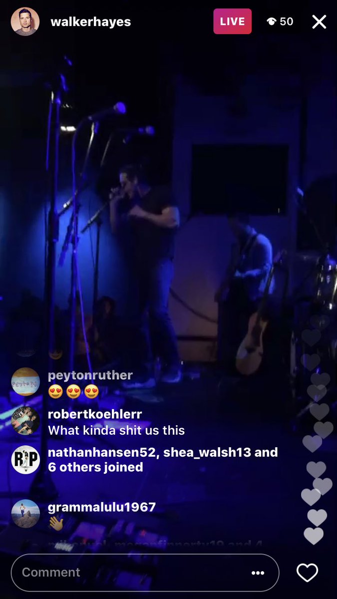 courtneyw131's tweet photo. Lord have mercy #heyrob #wedontcare !!! 😂😂 @kelseyraegray @walkerhayes https://t.co/OuWfZnamAQ