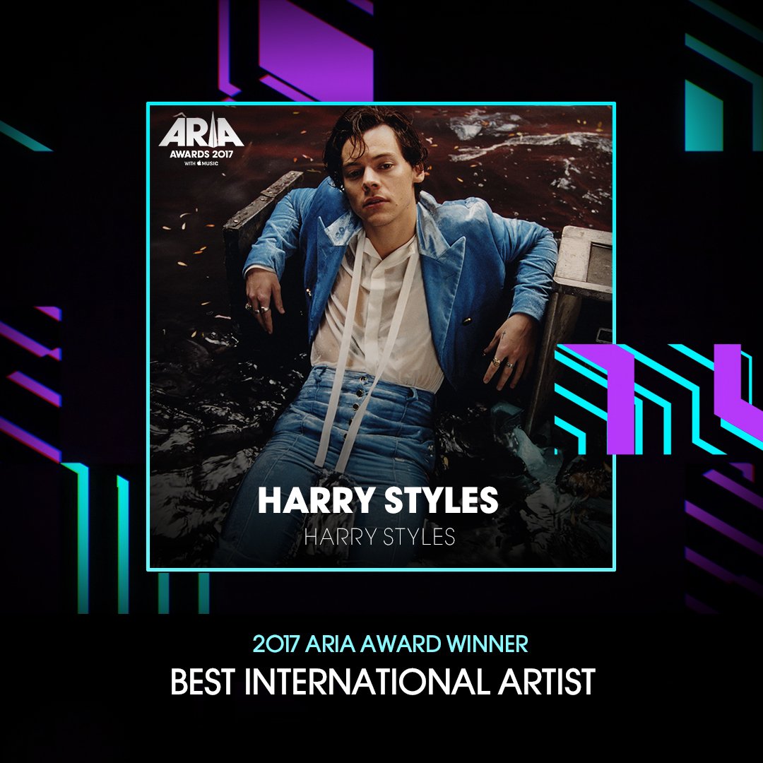 ARIA_Official's tweet photo. Congrats to @Harry_Styles for taking out the ARIA for Best International Artist at The 2017 #ARIAs Awards with @applemusic #HarryStyles https://t.co/QXdUguOJ3f