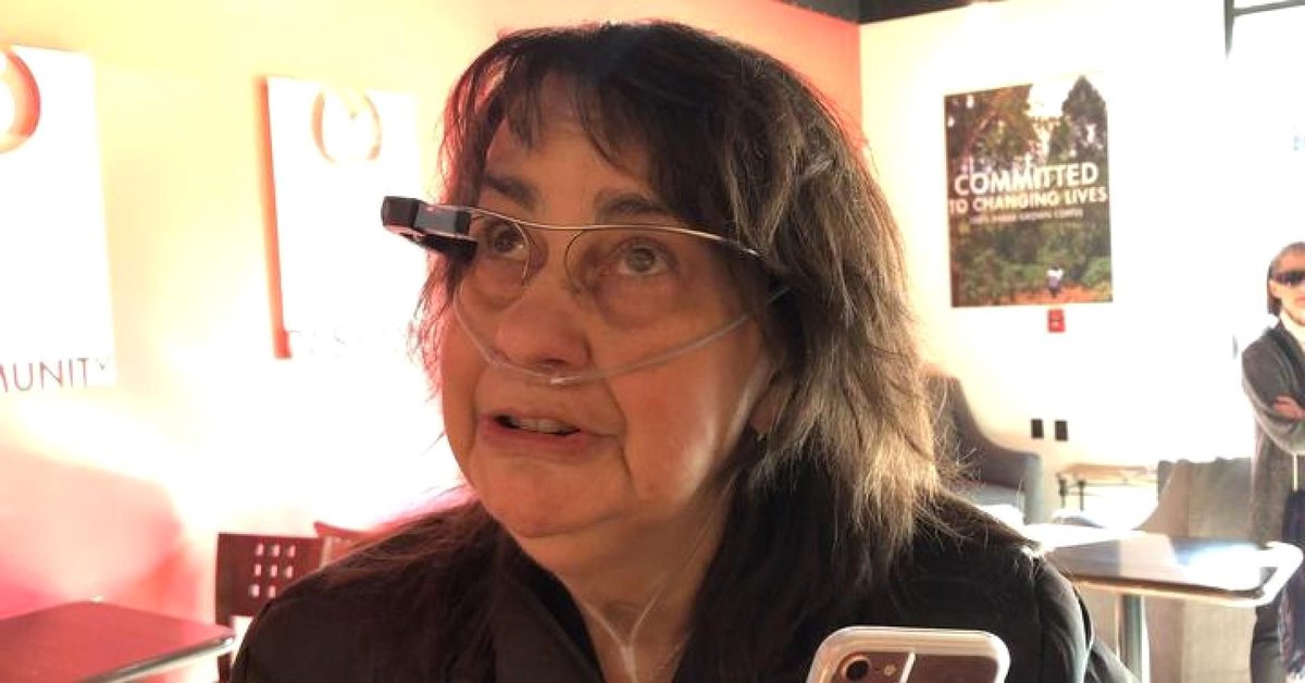 thinkdisruptive's tweet photo. How this Google Glass app is helping give sight to my blind aunt https://t.co/8fKMrWlsgs #medtech https://t.co/h4lHvsUuEQ