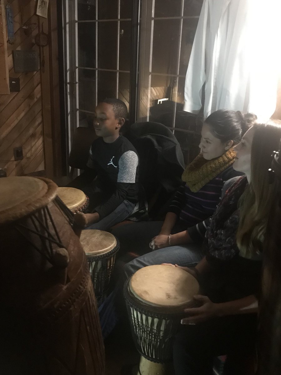BrookeGiles28's tweet photo. A drum session 🥁#j361jd https://t.co/ZTVSSRGGEi