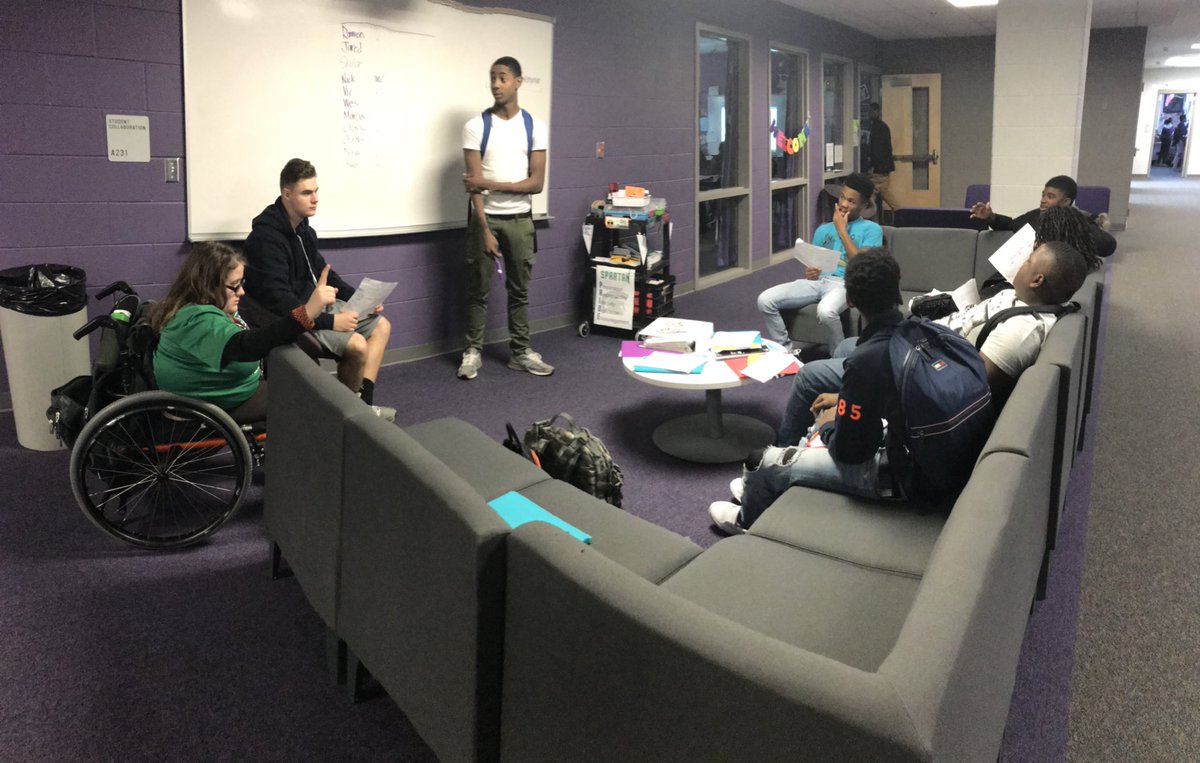 heymsclay's tweet photo. Freshman scholars wrapping up rhetorical analysis via Socratic Seminar. Look at my discussion master and record keeper guiding things while I facilitate in the background. #yallgonnagetthiswork #litxlearning #heymsclay #classof2021 @StCharlesHS @SCHSmultimedia @doyourclasswork 💚 https://t.co/Xd9ktd1Kme