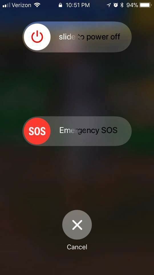 securethecall's tweet photo. PSA: If you're ever in an unsafe situation and need to discreetly call the police, hit your iPhone's lock button (on the side) quickly 5 times and you’ll get this screen.
#themoreyouknow #SafetyFirst #securethecall https://t.co/wQiR0cGjKp 📲🚨 https://t.co/q8CMdB3kx1