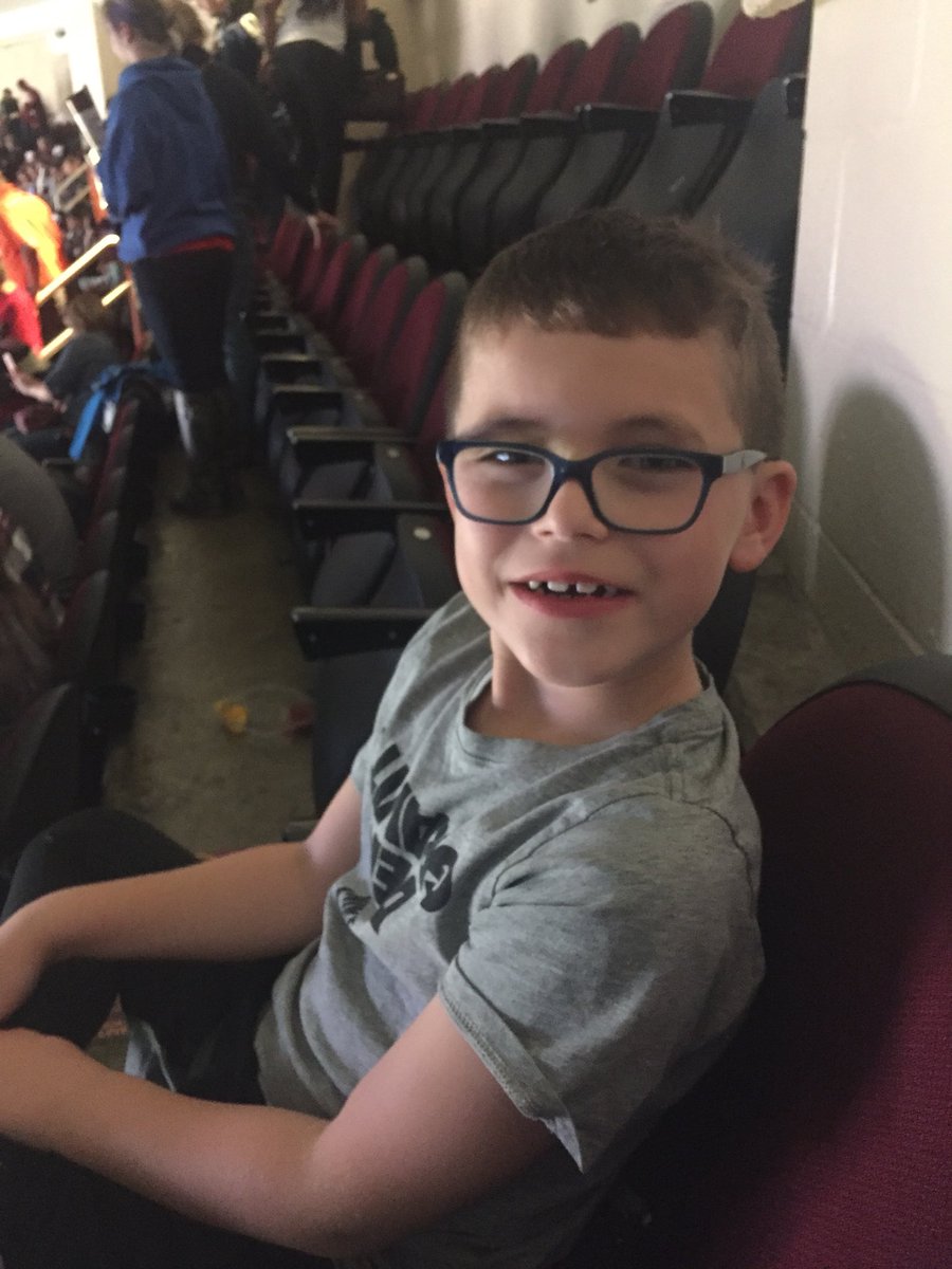 ouwilly25's tweet photo. First cavs game @cavs!  KLove is on Fire. https://t.co/T6rwcDJiWF