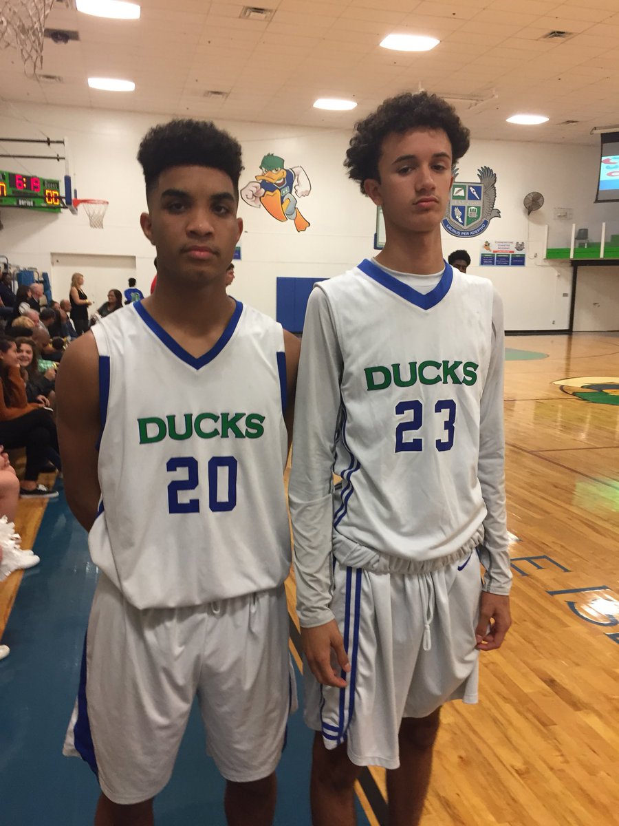 FLSharksClub's tweet photo. @CCADucksBBall First win vs Pathway Suarez - 19PTS 1AST 9REB
Martinez - 7PTS 3REB 1AST
#FloridaSharks
#FloridaBasketballBulletin
#JVBBall https://t.co/o8F9blylVo