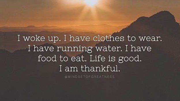 iamfearlesssoul's tweet photo. I woke up. I have clothes to wear. I have my eyesight. I can hear. I can move. I AM BLESSED and i am GRATEFUL! https://t.co/7GicxFtsMW https://t.co/CtPPujS3Xe