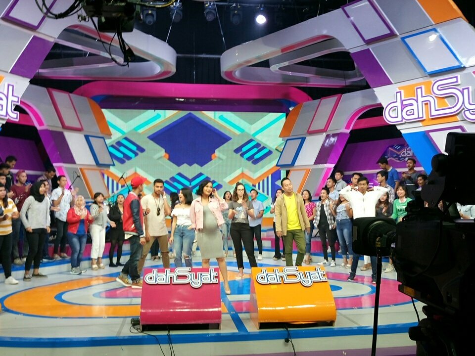 dahSyatMusik's tweet photo. Baca deretan terdahSyat 3-1 Bro Sis #RomansadahSyat https://t.co/IxNq9Hd1w9