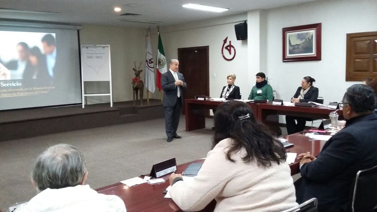 colegio_lideres's tweet photo. Continuando con nuestro módulo "Para Servirte / Servicio de clase mundial".

Sesión 2 - "Servicio: Una apasionante aventura ".
#NoEsNormalQueMePase #ParaReflexionar #NoPuedoCreerQue #SinTuiterYoEstaría #FelizMartes https://t.co/PRFw4G31H9