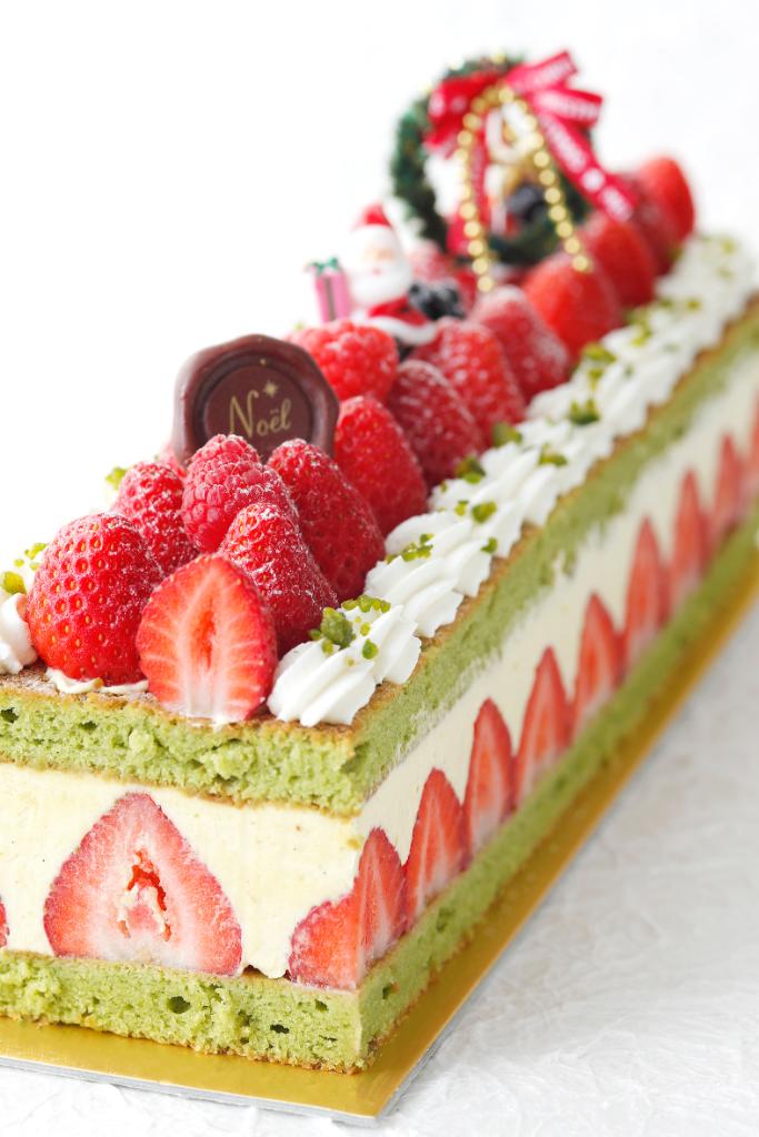 ウェスティンホテル東京の #クリスマスケーキ － イチゴを贅沢に使用