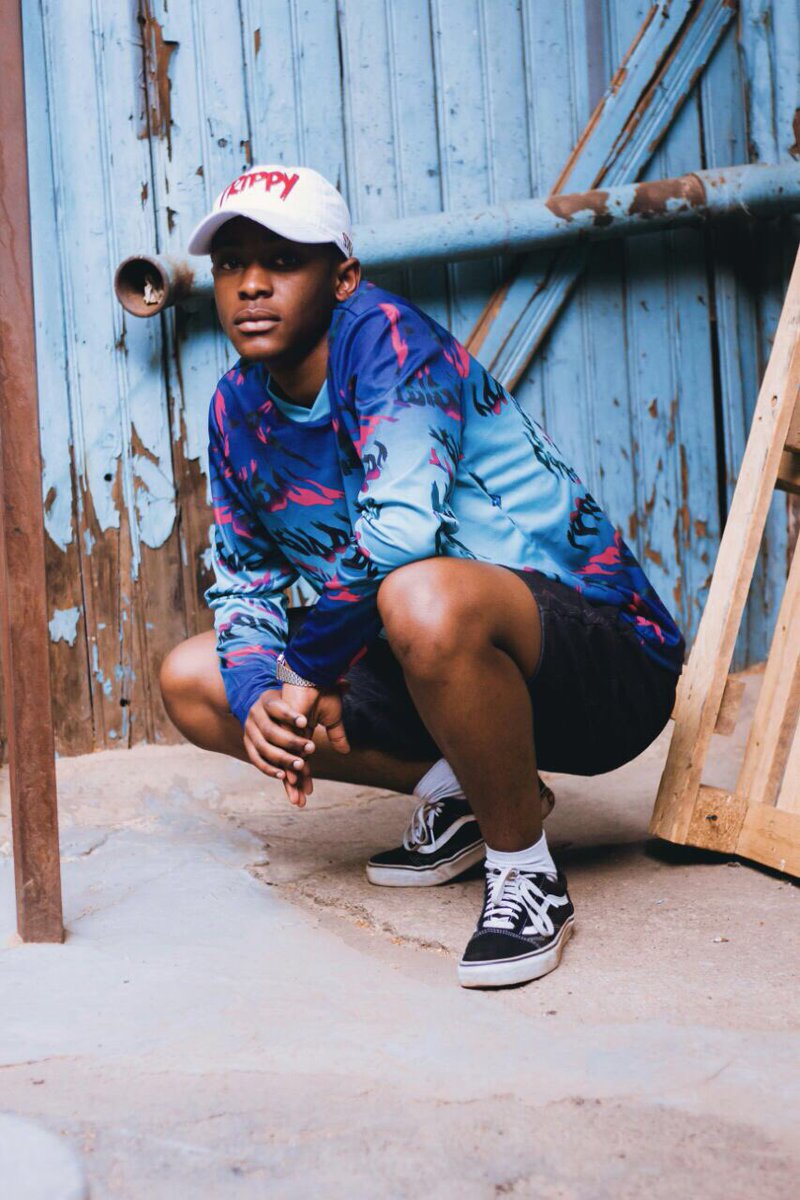 RHTConline's tweet photo. Trippy season is officially back with the @SWANK_JOZI warp long sleeve.

Available at the store and online https://t.co/wMc6yQlaWA https://t.co/xzU0vf6qDJ