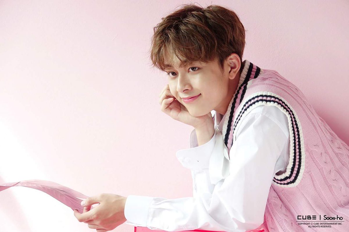 CubeChicks_MM's tweet photo. Seonho successfully pass for 2018 Academic Year
Congratulations To Our Byeongari😍
You deserve it babe...😍
#YooSeonho #Cubechick #유선호 https://t.co/H4i2K5Rgvq