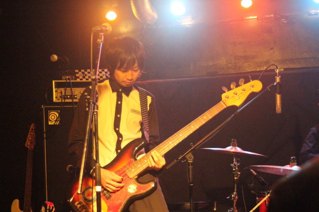 the_romantic10's tweet photo. THEロマンティック獣、今年最後のステージは再び佐世保の地に立ちます🚢🍔12/9(土)LIVE&amp;喫茶がぁねっと、12時間強ぶち抜き‼️『GARNET STATION ultra LIVE！』でお会いしましょう😘お問い合わせ、チケットご予約はお気軽にDMください🎵 https://t.co/jmpTKMjUmp