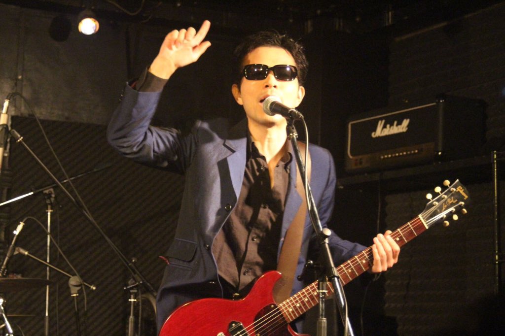 the_romantic10's tweet photo. THEロマンティック獣、今年最後のステージは再び佐世保の地に立ちます🚢🍔12/9(土)LIVE&amp;喫茶がぁねっと、12時間強ぶち抜き‼️『GARNET STATION ultra LIVE！』でお会いしましょう😘お問い合わせ、チケットご予約はお気軽にDMください🎵 https://t.co/jmpTKMjUmp