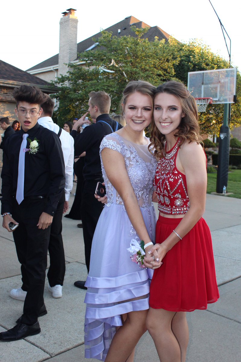tori_watkins18's tweet photo. happy birthday to my bff since basically forever!! hope you had the best day ever love u so so much bb #17af 💕💟💞💘💜💗 @samkoppers https://t.co/Znvw3fs7qs