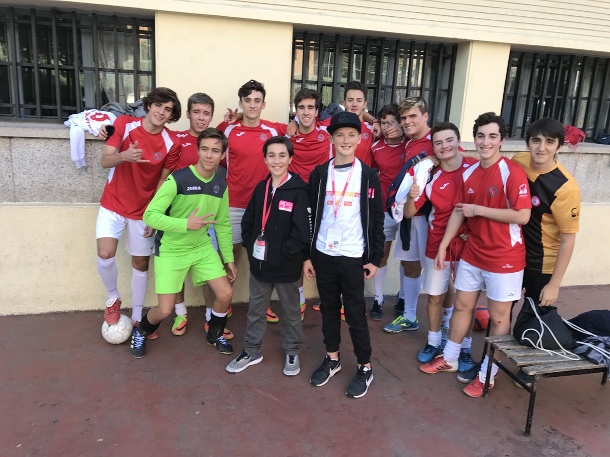 dfcusa's tweet photo. #Play #Food #Magic #Music are the best ways to #Unite. #BetterTogetherBTC. At the DFC Global Conference, kids from 10+ countries joined together to play to soccer! @dfcspain @icandfc https://t.co/kquDih2Xjx