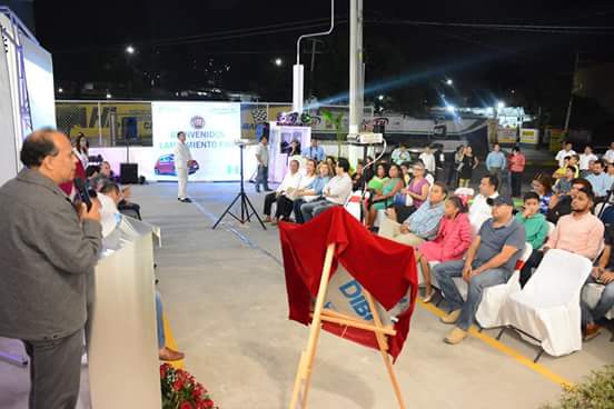 sefodecogro's tweet photo. En representación de @HectorAstudillo @AlvaroBurgosB inauguró las instalaciones de la agencia automotriz @fiat Chilpancingo el día de hoy. https://t.co/gBT16Vtld1