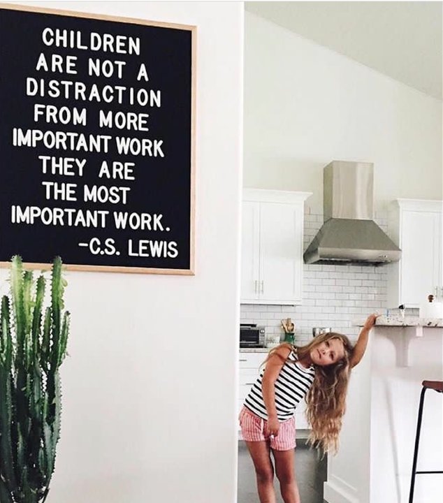 joyofmom's tweet photo. Our children...our most important work. 🙌🏼💕👨‍👩‍👧‍👦💝🙏🏼📷 via @cslewisofficial #jobscanwait #bethereforthem #themostimportantwork https://t.co/RAeRrYHNFs