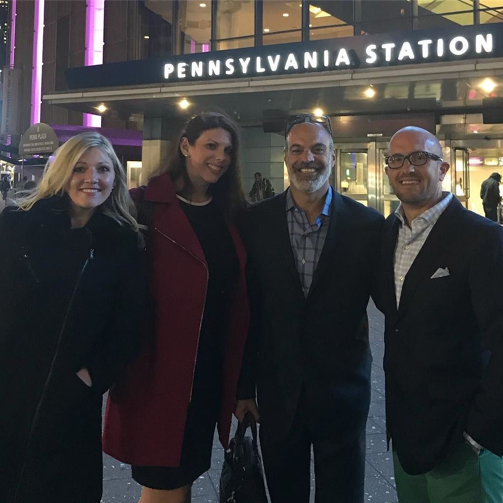 mikereginaIO's tweet photo. Leaving the Cit-ay of NY. #Networking #Steakhouse #Studs #Studettes https://t.co/Ax4BhWIq1h https://t.co/hPzuEFpnk9