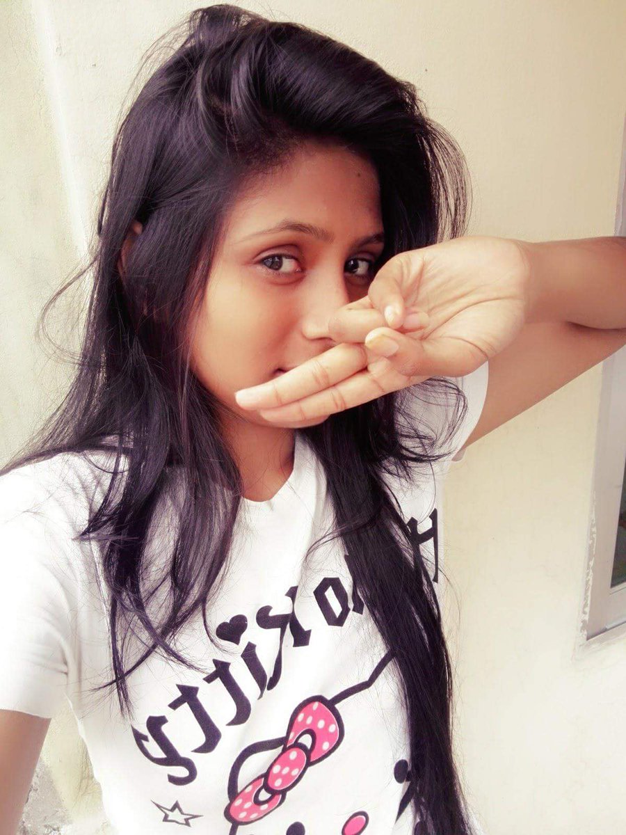 DibaShanta's tweet photo. 😜😜 @DibaShanta https://t.co/BypZH4EQRv