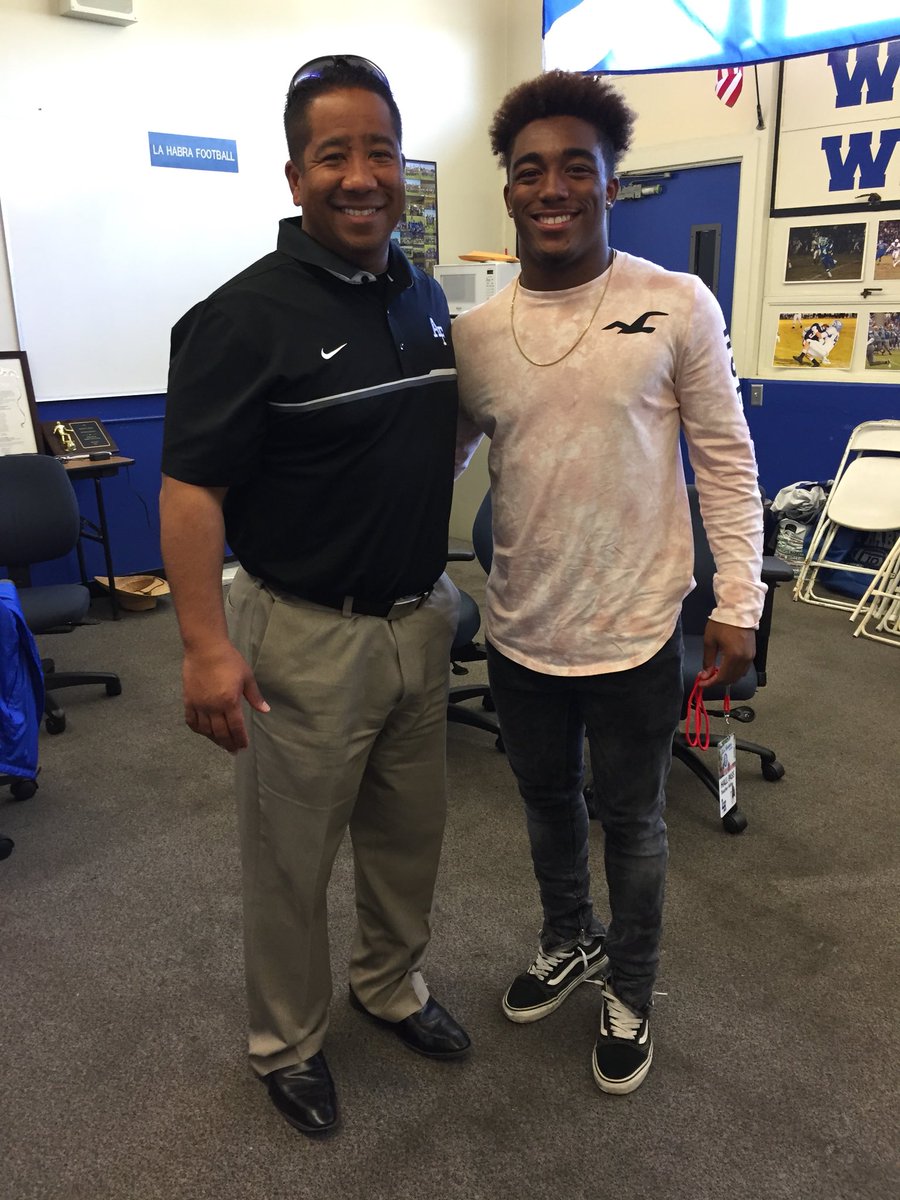 SammySakioka's tweet photo. @Kwash2cinco we talked about this in the fall, trust the process. My man getting visits from colleges now. Congrats on the Air Force visit, the first and defiantly not the last. #noflyzone #lahabrafootball #hardworkpaysoff #StarsSoCal @Stars_Socal @JASonAWD @LHHighlanders https://t.co/P00r47OBBZ