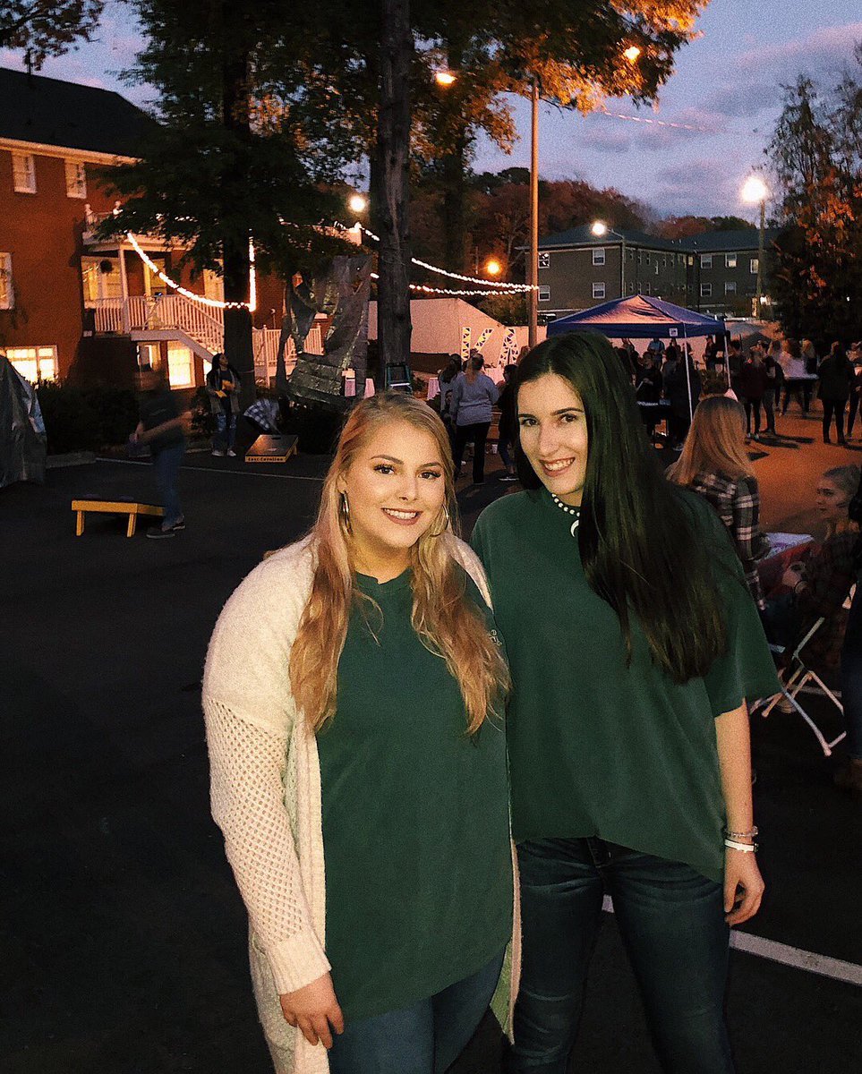 thank you to everyone that came out to our Kounty FΔir tonight⚡️🤠🍭🤩