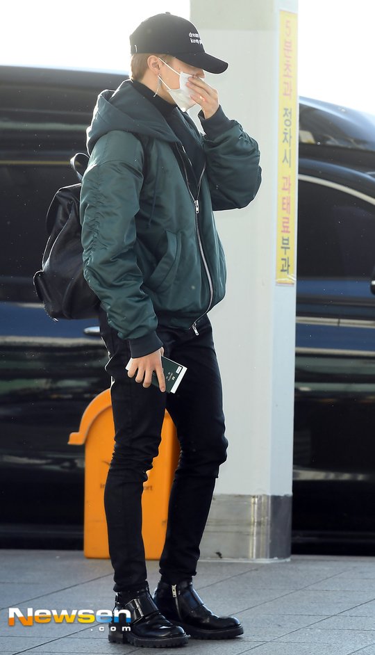 maison margiela big buckle boots