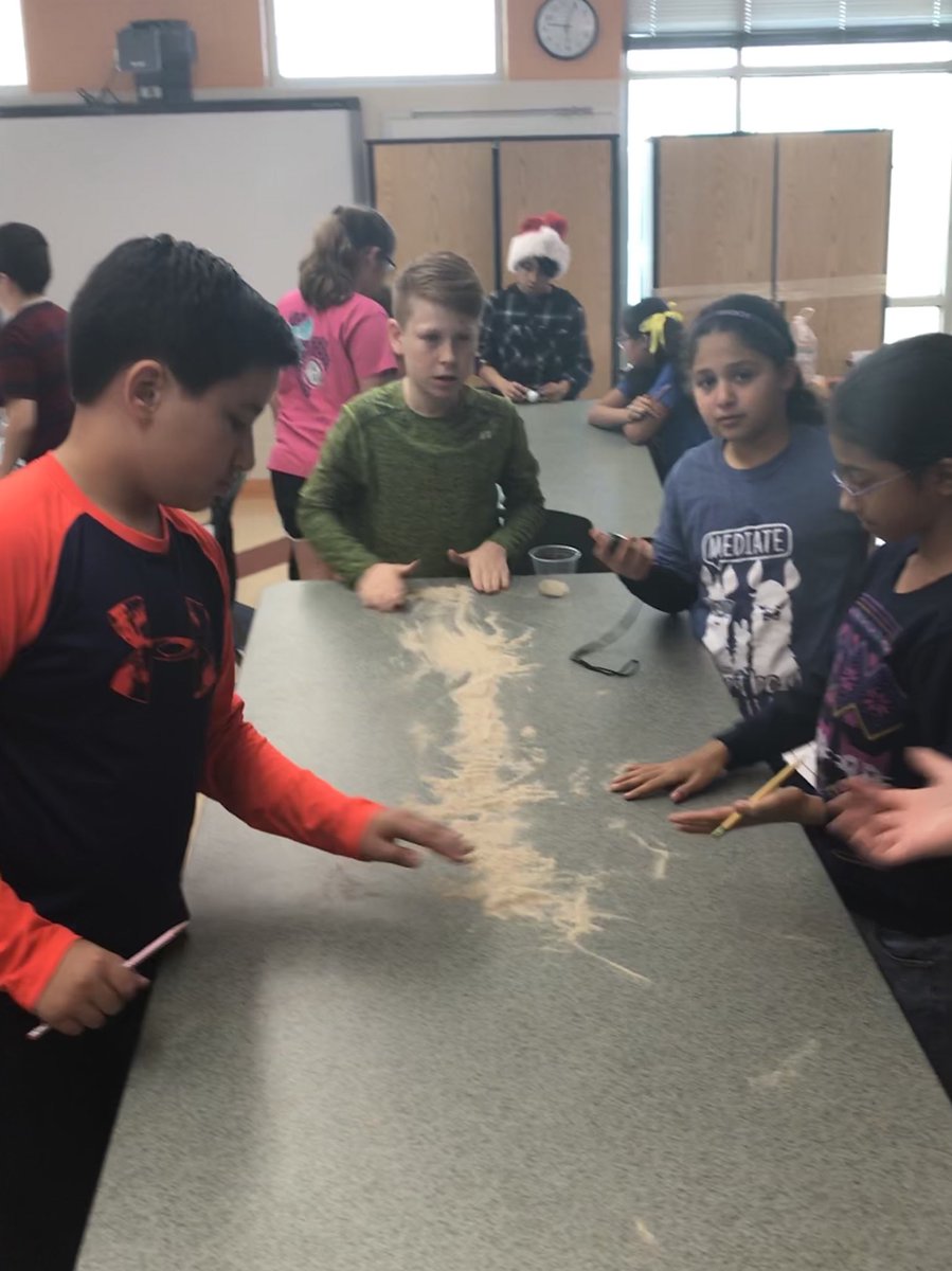 MsBurkett5th's tweet photo. Fun with friction!#messyscienceisfun #LL5th https://t.co/xB3h7JLr0u