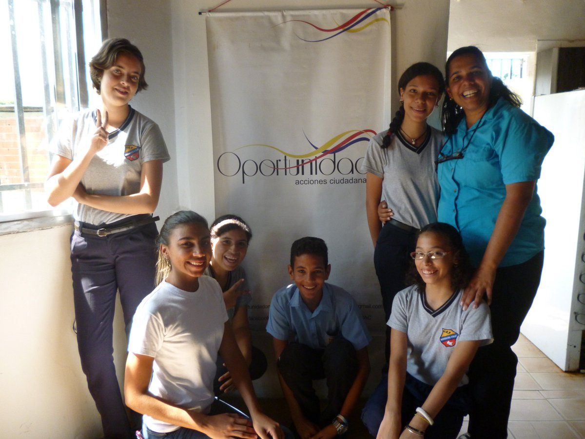 OportunidadAC's tweet photo. #28Nov2017 taller de comunicación asertiva para jóvenes en formación para fortalecer la cultura de paz y no violencia. https://t.co/xa3nHnHxcL