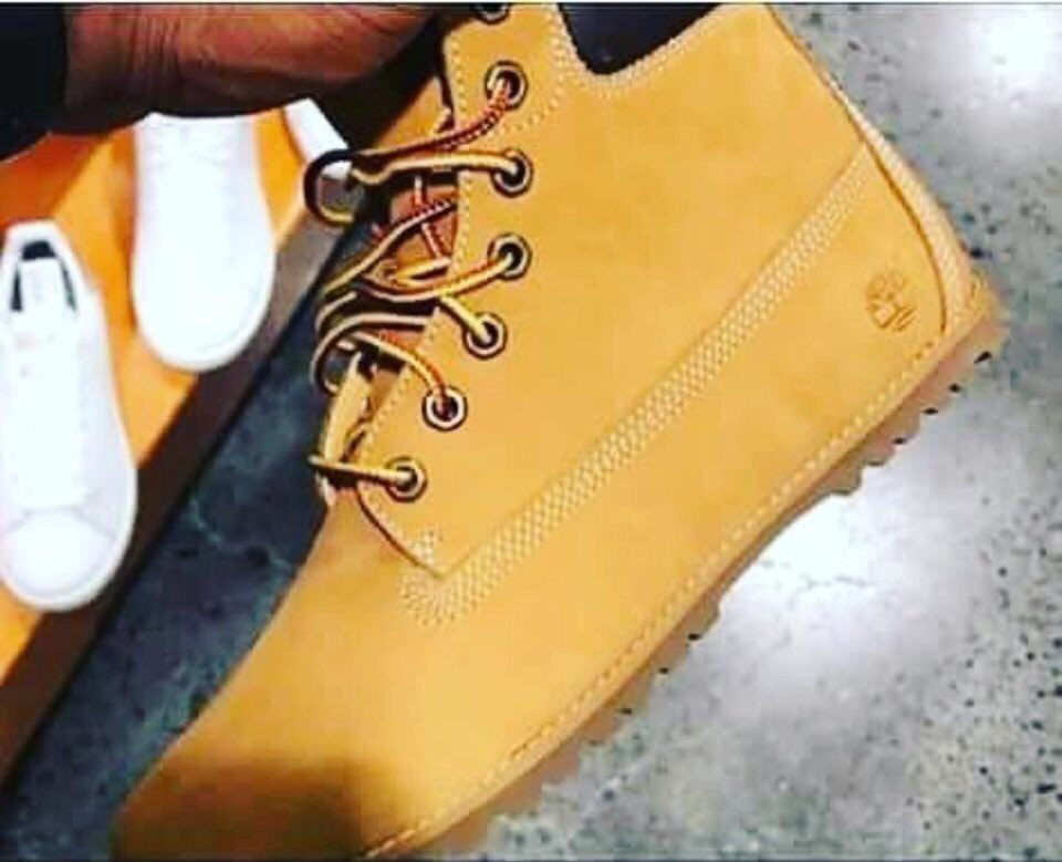 ReedBeFresh's tweet photo. When you want #WheatTimbs, but your bank account is on a budget...you grab #WheatThins https://t.co/QM3ponPe2K