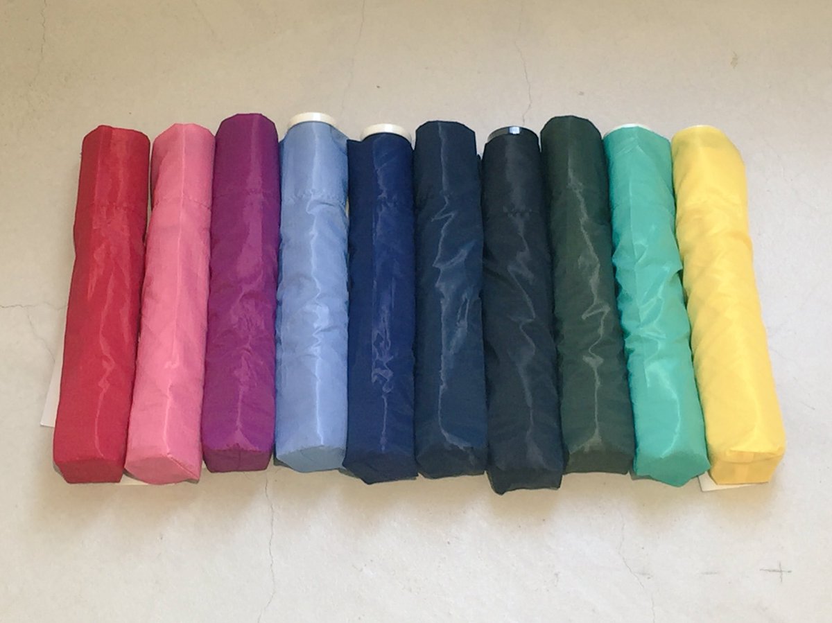 銀座ロフト 79gの折りたたみ傘 ペンタゴン79ミニ バックに忍ばせておける超軽量なので 突然の雨でも大丈夫 各 税込4 3円