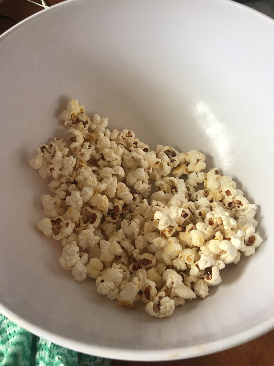 yaazamAus's tweet photo. Lunch menu- popcorn #adultingiseasy https://t.co/cmNZ2rpWV5