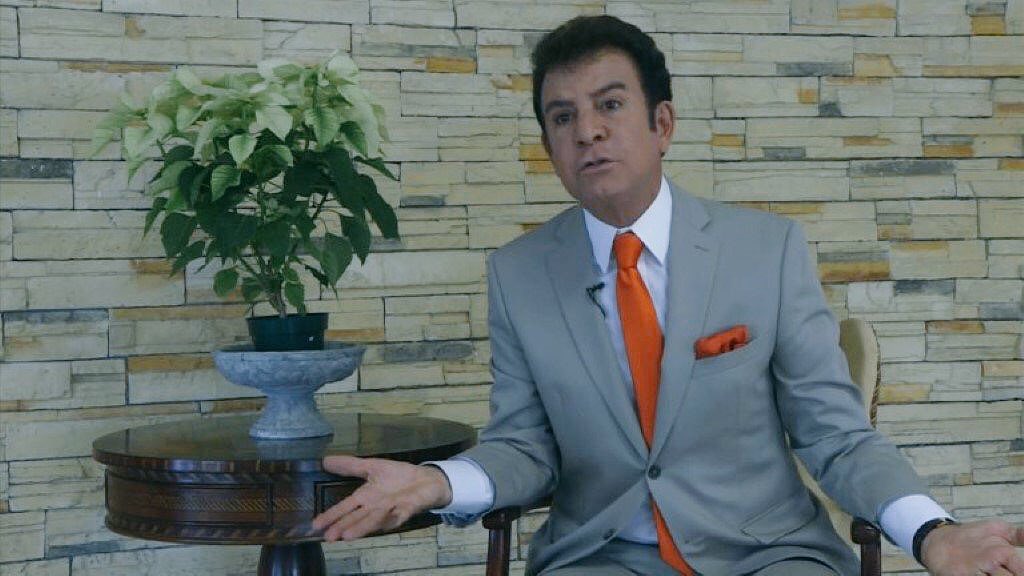 MauriOrellanaSV's tweet photo. Honduras 🇭🇳: Opositor @SalvadorAlianza denuncia intento de alterar resultados electorales  #AFP
https://t.co/KwINI7Oc7S https://t.co/KXkuHBWgLf