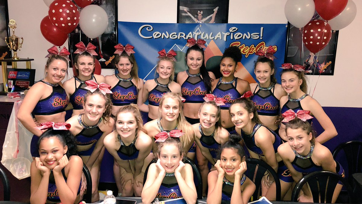S1Angela's tweet photo. βSpectacularβ night celebrating @steponeallstars Sweethearts,Sr. Restricted 5, on their at-large bid to The Summit!πβ€οΈπ @UltimateClimb #teamstepone #youmeus https://t.co/GLCKrf9emc