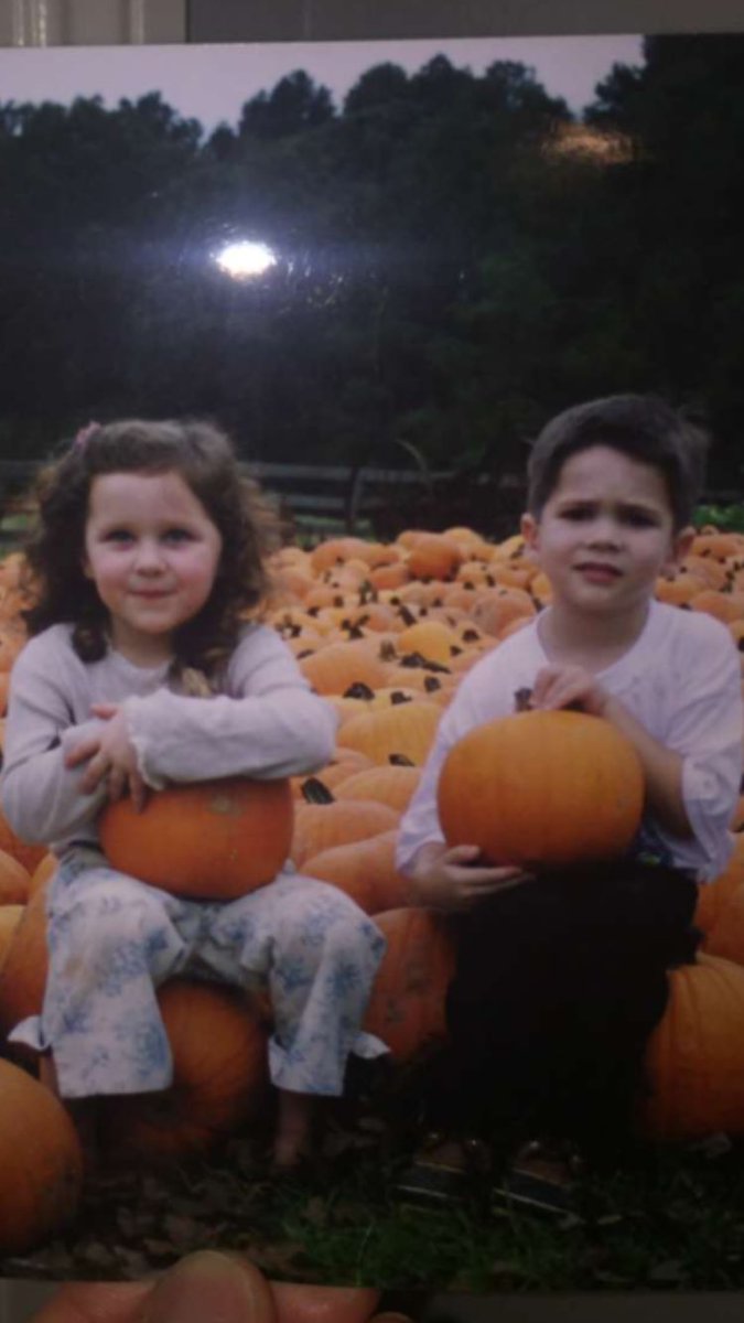 jktray_lor's tweet photo. 🏀🐎🏹HAPPY LATE BIRTHDAY to the hunter, baller, and hoco queen herself!🎂 Thanks for always supporting me and more importantly, dealing with me. But hey, would it be a Jonah Kyle post if it wasn't late? 🙃 #hbd #sydriv #shehatesbeingcalledthat https://t.co/iYTTKTTiV2