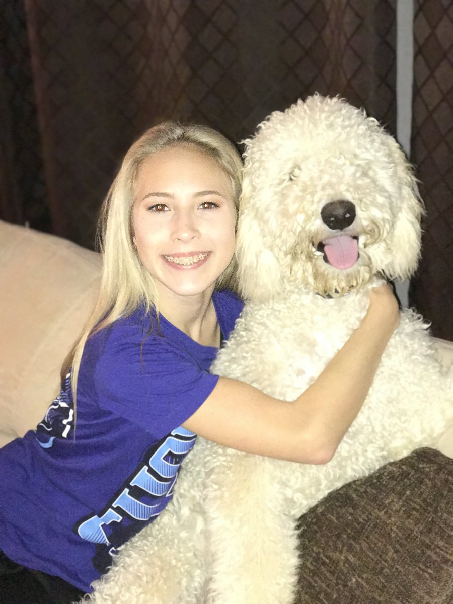 MadiMGlenn's tweet photo. Thank you @haleebphair @captivasalonandspa for getting my hair ready for 1st bid comp of the season. Let’s go Cheetahs 💙💙💙💙 #ceocp #dogsareagirlsbestfriend #goldendoodle #agirlandherdog #busterbeans https://t.co/qjnOfPW0VG