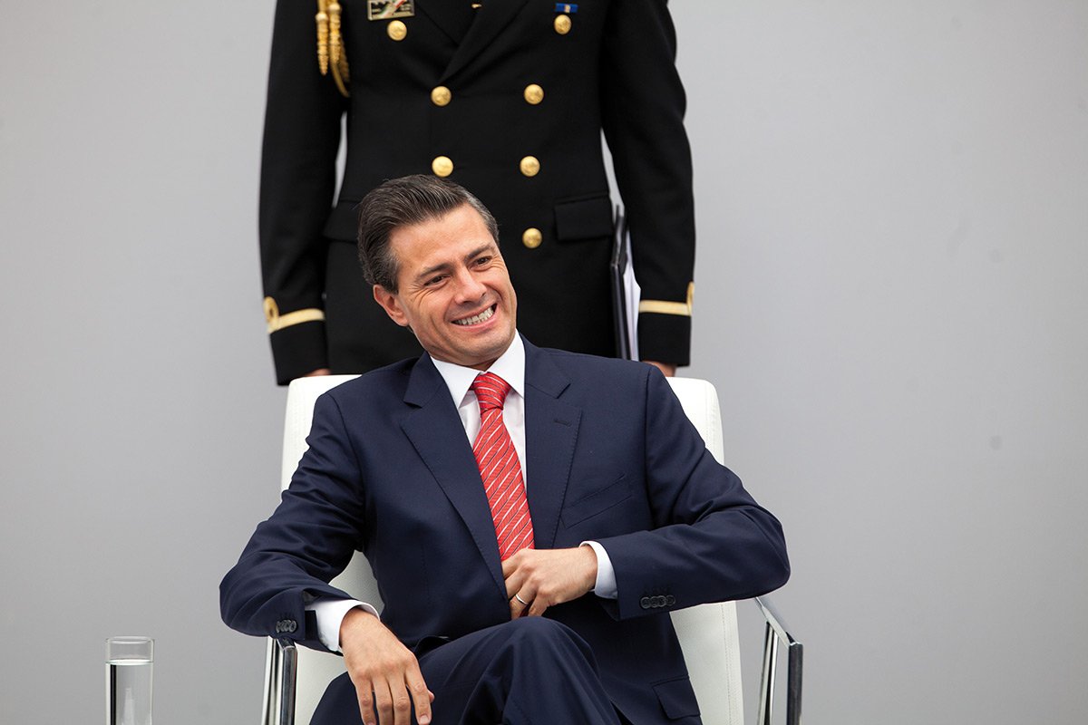 epigmenioibarra's tweet photo. Obsceno y criminal que EPN haya gastado, sólo en su imagen, más de $37mil millones de pesos
Y pretendía gastar en reconstrucción $38mil millones

NiPerdonNiOlvido
DedazoBuscaEncubrimiento
#BastaDeMuerteySaqueo https://t.co/72ucquBuwQ