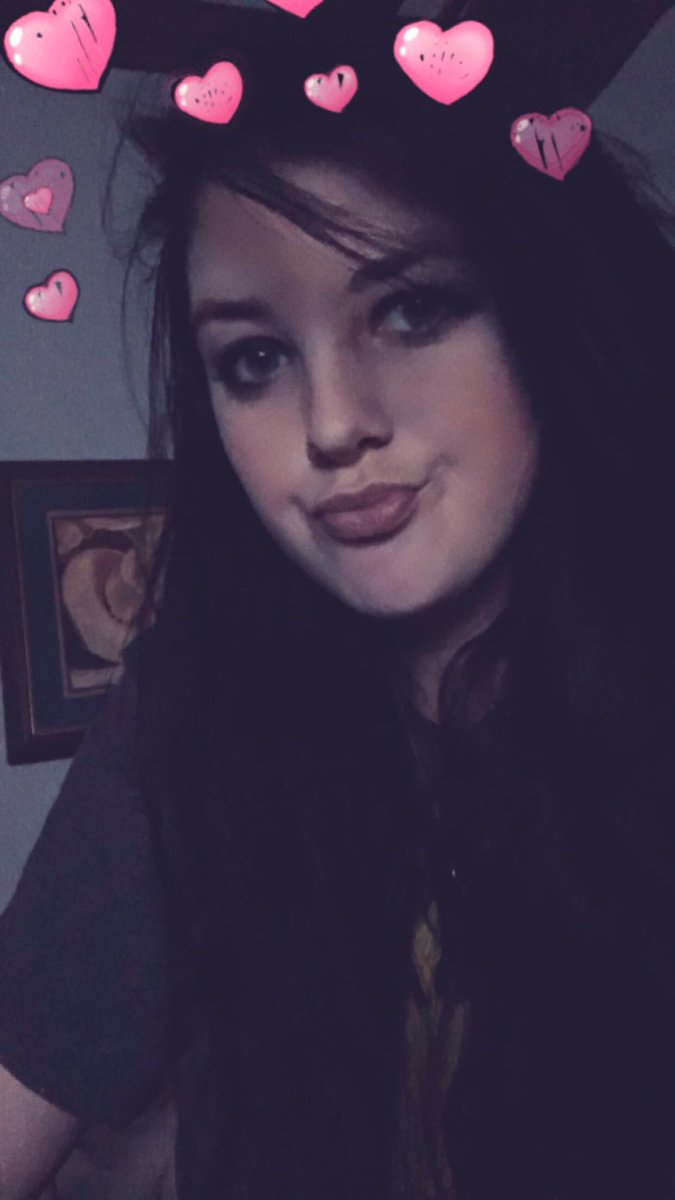 ReeterRylee's tweet image. What happened to true love.