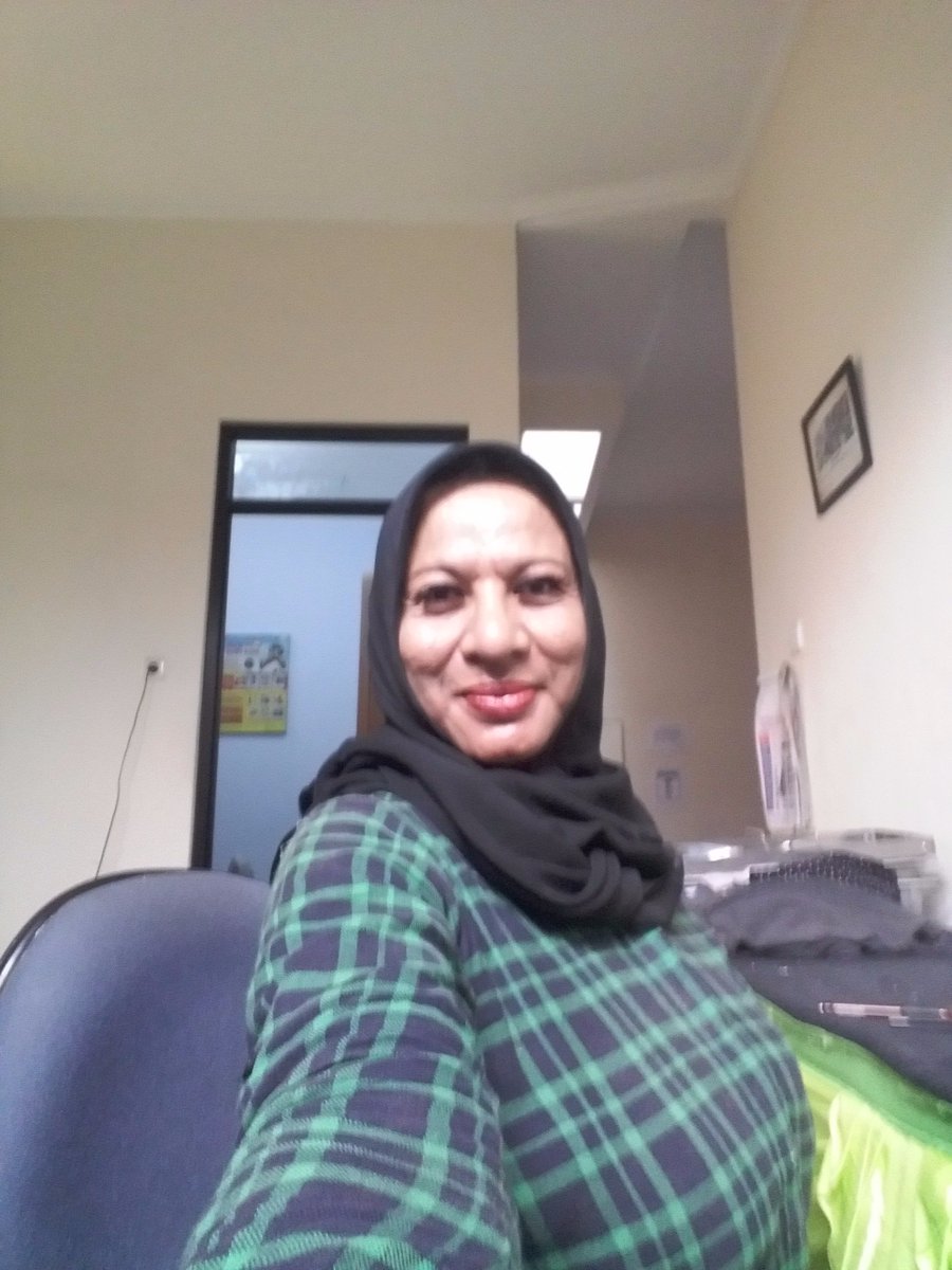 maya_neneng's tweet photo. Gi males dikantor" https://t.co/DARJPhhoVl