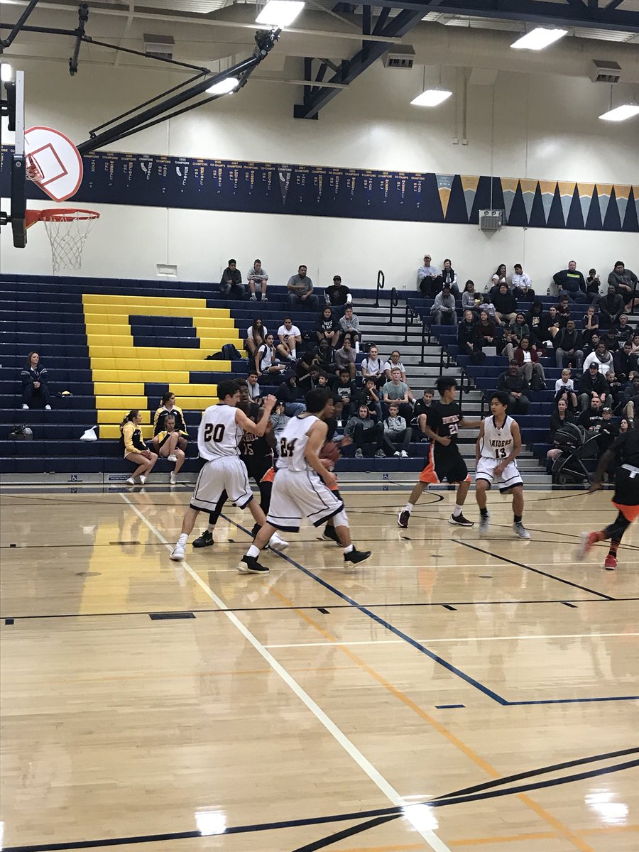 krodriguezvp's tweet photo. Winter sports have arrived at RCHS! Join us for Boys’ and Girls’ Basketball, Soccer, Wrestling and Club Rugby this season! #Great2bWUSD https://t.co/YbrLkpqAIF