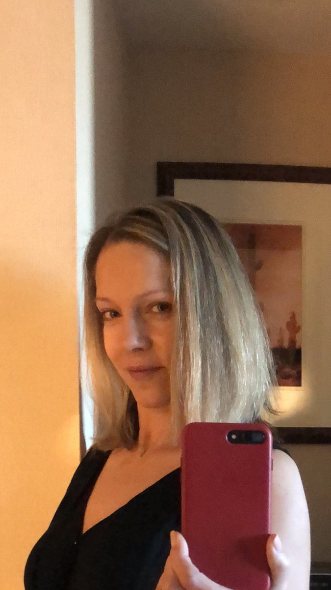 brooklyn_mp's tweet photo. Nite from #PhoenixAZ 💛 #AuNaturuale (me: oh vey 😂) It’s been a long day & still feeling the #JetLag #MissingNY & then some #aka #lovebug 💋 ....til mañana 😘 https://t.co/boA3xOsLkh