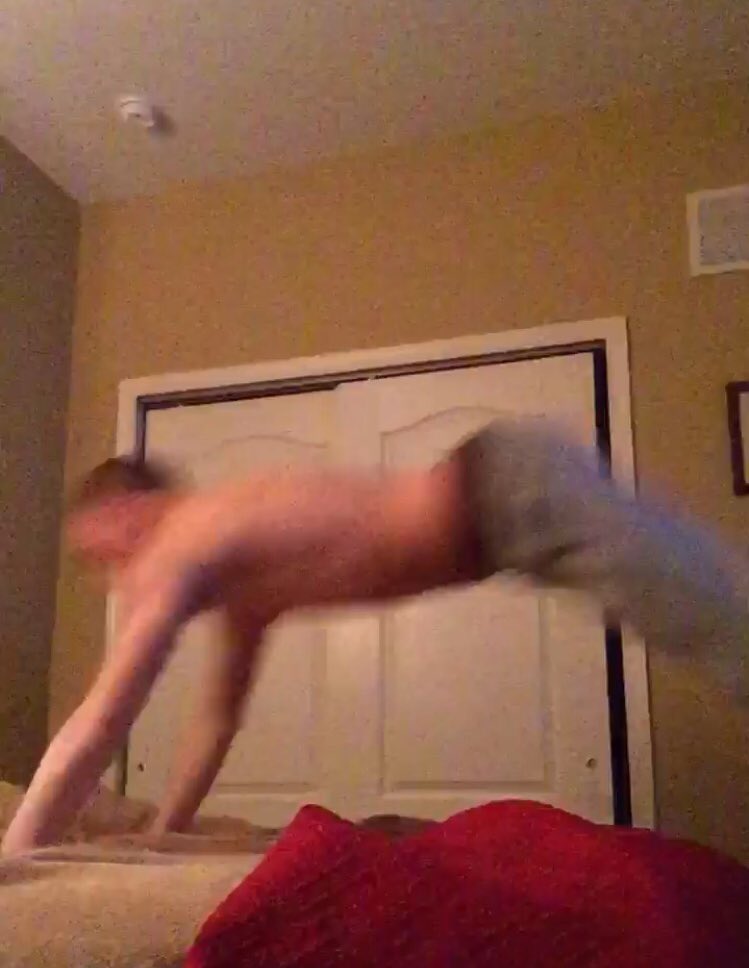 WBExpoZed's tweet photo. Dive in the dm’s like https://t.co/CNVVo8xZ9T