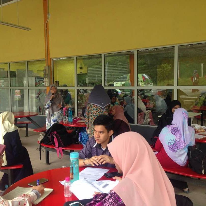 sekrefast_usim's tweet photo. [MINGGU KEMPEN 3S]

Terima kasih kepada ahli panel yang hadir yang merupakan tunjang Kempen 3S itu sendiri :
Panel 1: Sdr Mohammad Suhayl Azmin 
Setiausaha Agung MPP USIM 17/18
Tahun 3 Bioteknologi Makanan, 
Panel 2: Sdr Ezzah Afza 

#3S #MingguSantunFST #SekreFaST https://t.co/yl1W1SUrHL