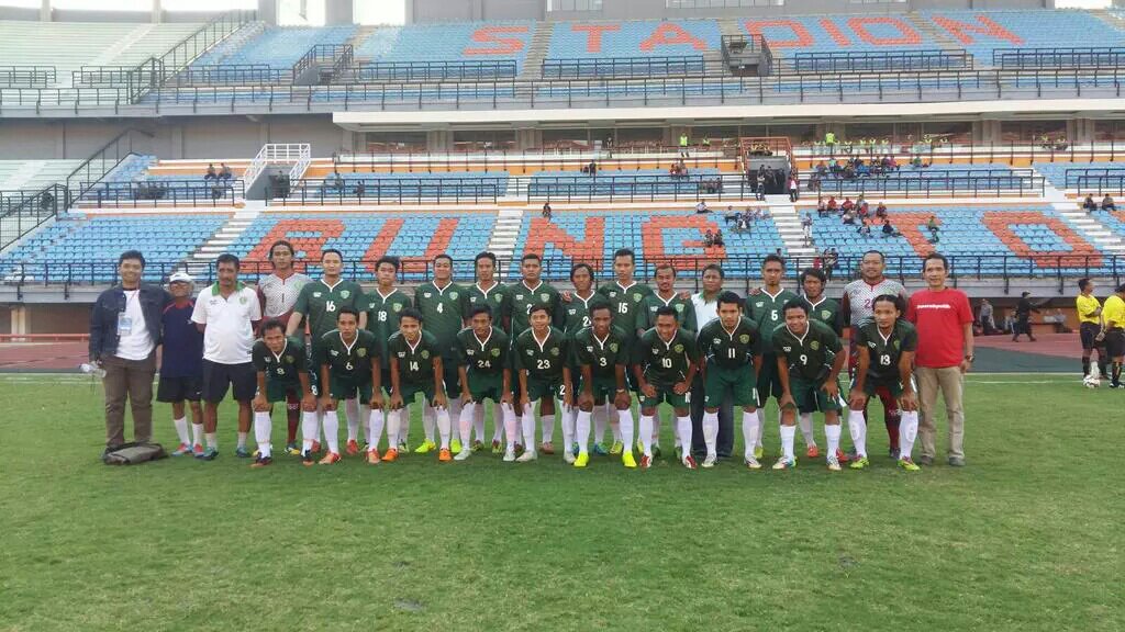 PerjUangan btuh pengorbanan..  dngan pengorbanan smua tk akn hilang bgtu saja.. #WE ARE BACK. CHAMPION.
WELCOME HOME BOYS..  #Uyee